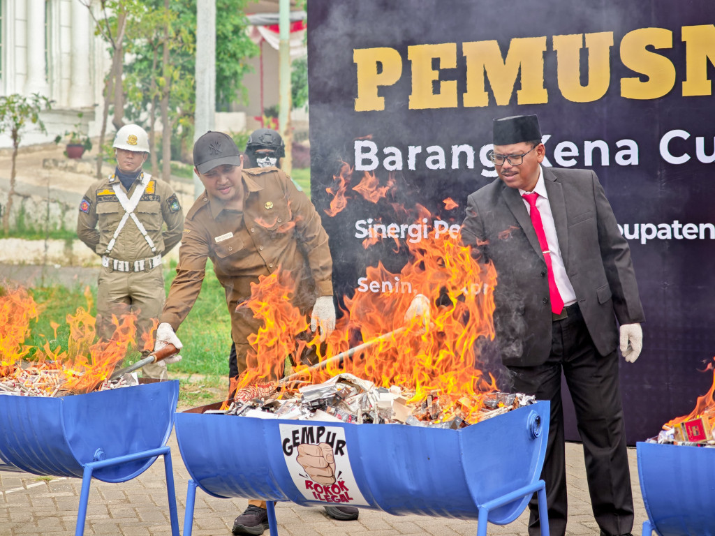 Pemusnahan Barang Kena Cukai Ilegal