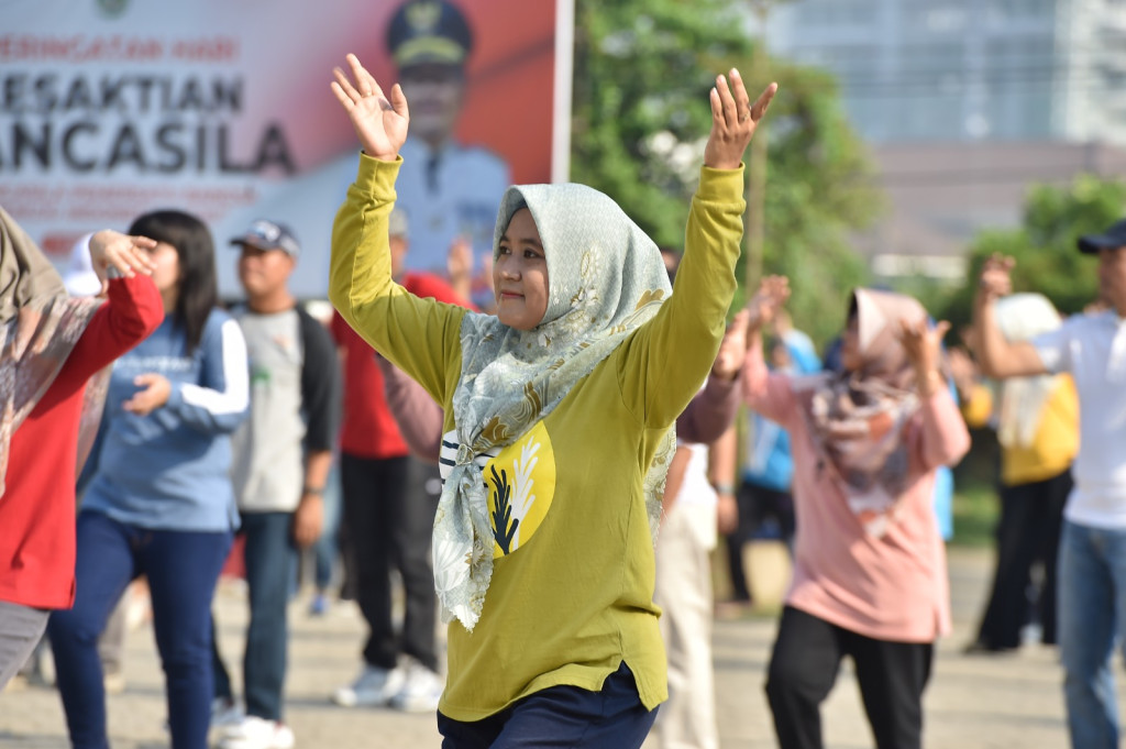 Senam dalam rangka memperingati Hari Jadi Ke-78 Jawa Timur