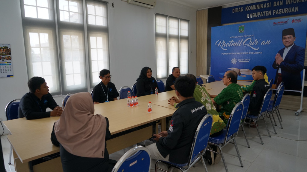 Kunjungan LPPL Radio Swara Dhaksinarga FM ke Diskominfo Kabupaten Pasuruan