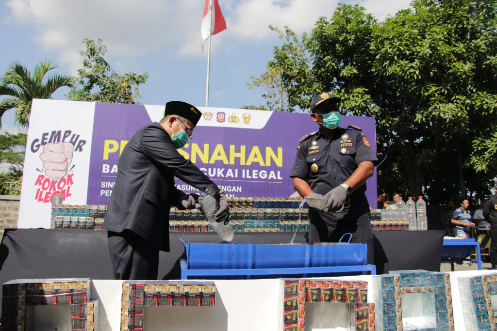 Pemusnahan Barang Kena Cukai Ilegal