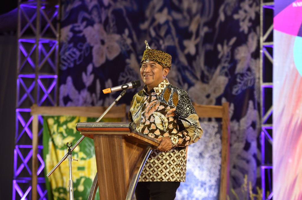 Lomba Peragaan Busana Batik dan Bordir Pemerintah Kabupaten Pasuruan