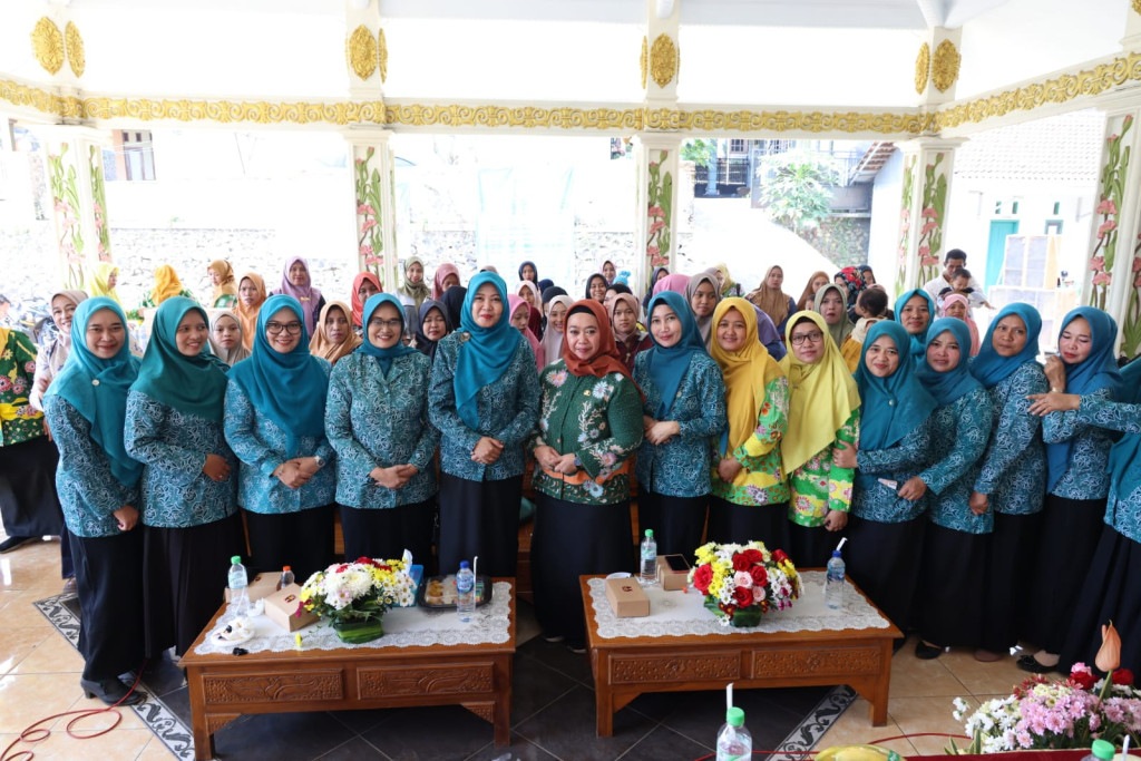 Kampanye Gemarikan di Kecamatan Tutur