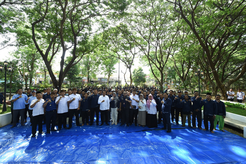Pembinaan Pegawai Pertamanan dan Kebersihan Dinas Lingkungan Hidup