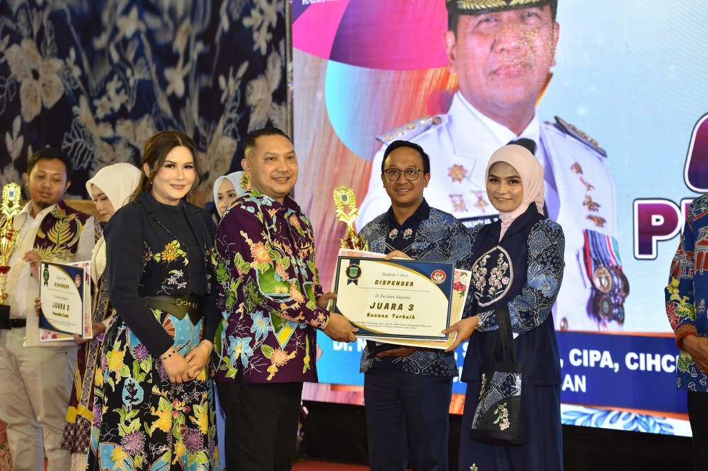 Lomba Peragaan Busana Batik dan Bordir Pemerintah Kabupaten Pasuruan